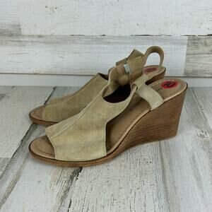Barbara Barbieri womens 10 tan suede wedge sandals new slingback open toe